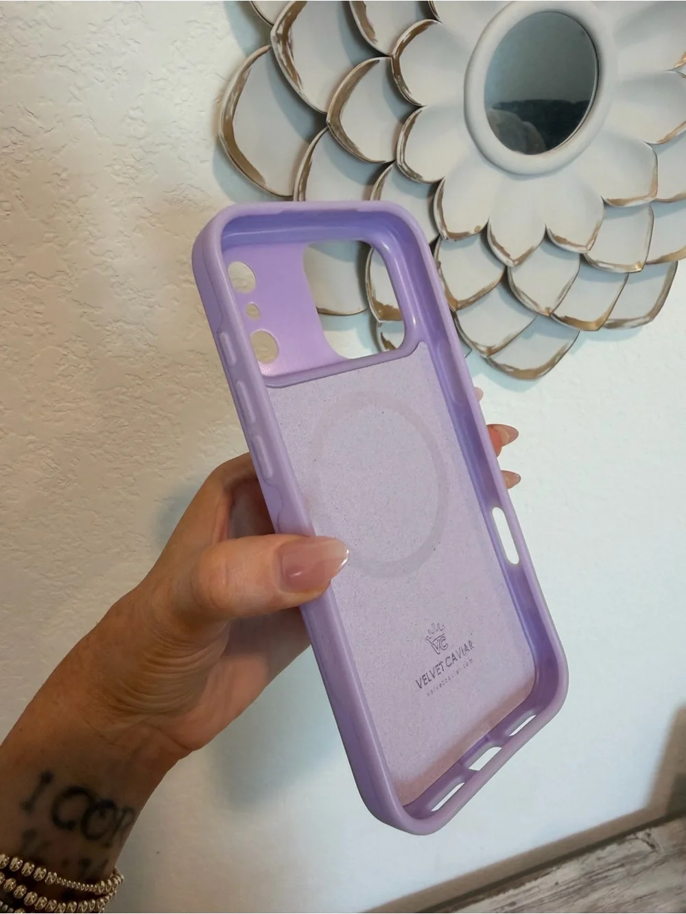 velvet caviar iPhone 17 pro max case - lilac